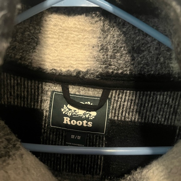 EUC | Roots | Buffalo Plaid Wool Blend Coat - Picture 12 of 13